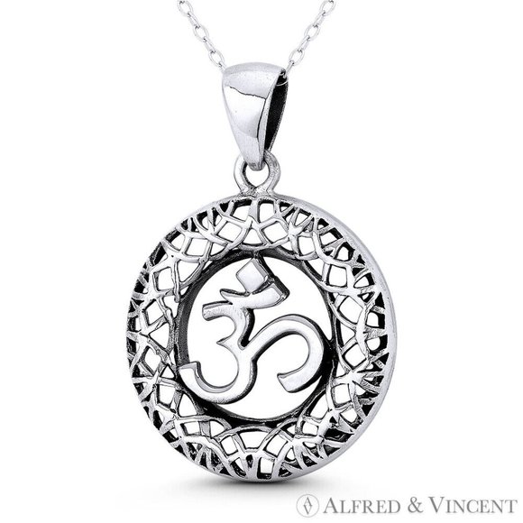 Om Aum Symbol Hindu / Buddhist Charm Pendant in Oxidized .925 Sterling Silver - Picture 1 of 1